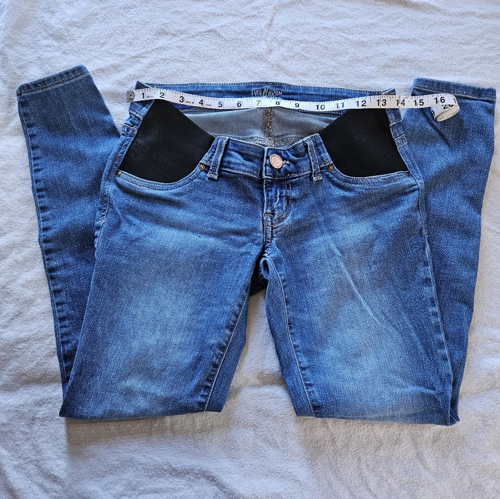 Maurices Maternity Jeans size 0 short